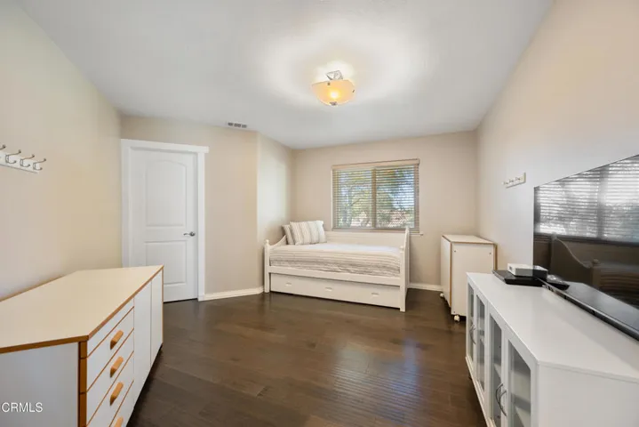 31-Bedroom 4