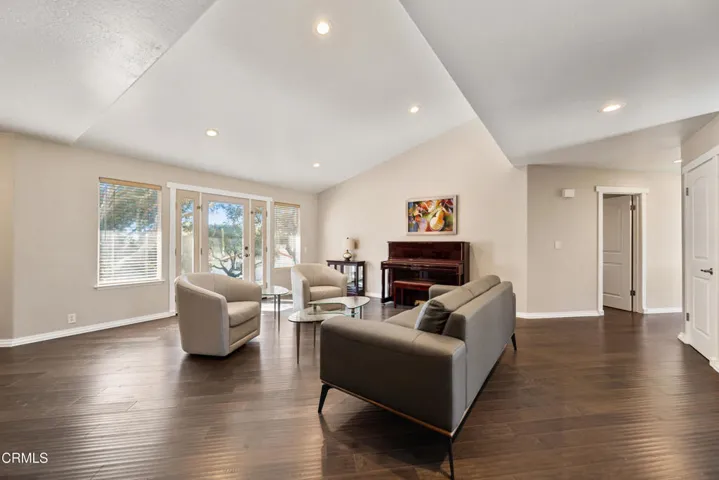 12-Living Room