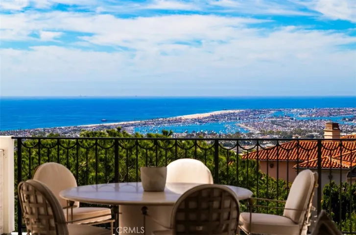 Sit down coastline views
