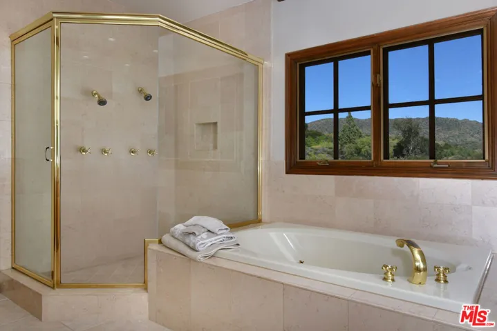 2317 Sierra Creek Road, Agoura Hills, California 91301
