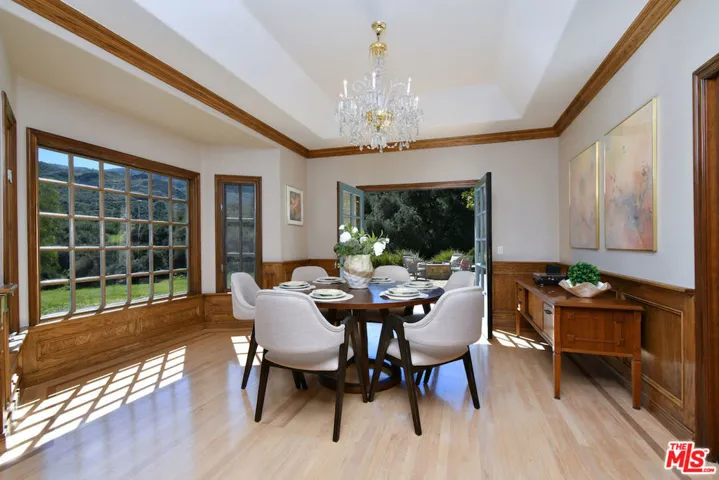 2317 Sierra Creek Road, Agoura Hills, California 91301