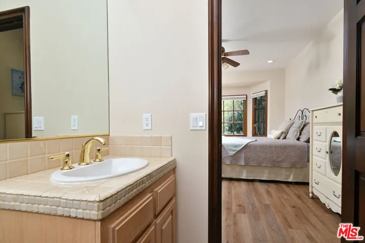 2317 Sierra Creek Road, Agoura Hills, California 91301