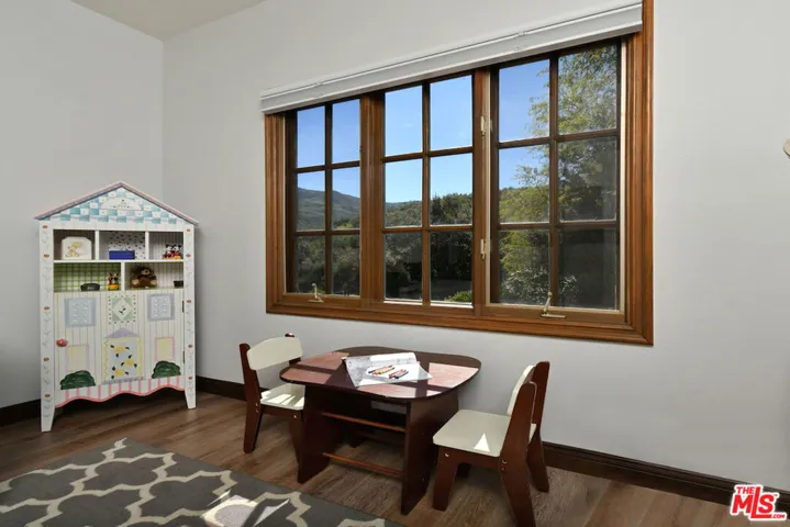 2317 Sierra Creek Road, Agoura Hills, California 91301