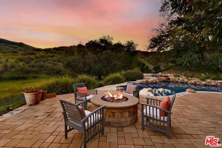 2317 Sierra Creek Road, Agoura Hills, California 91301