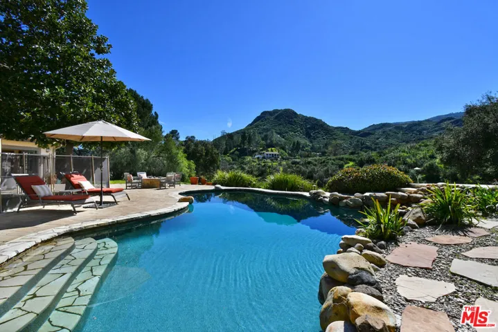 2317 Sierra Creek Road, Agoura Hills, California 91301