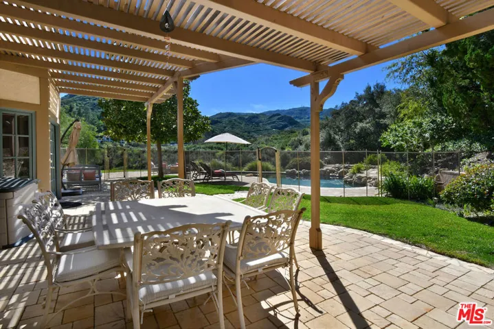 2317 Sierra Creek Road, Agoura Hills, California 91301