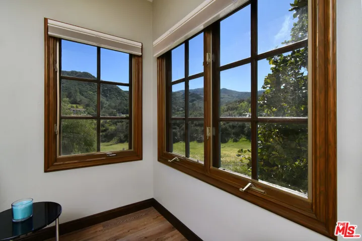 2317 Sierra Creek Road, Agoura Hills, California 91301