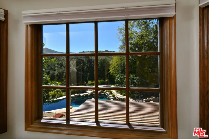 2317 Sierra Creek Road, Agoura Hills, California 91301
