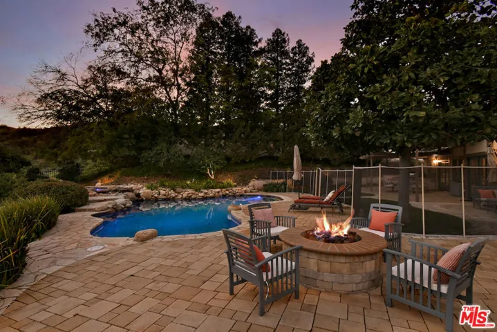 2317 Sierra Creek Road, Agoura Hills, California 91301