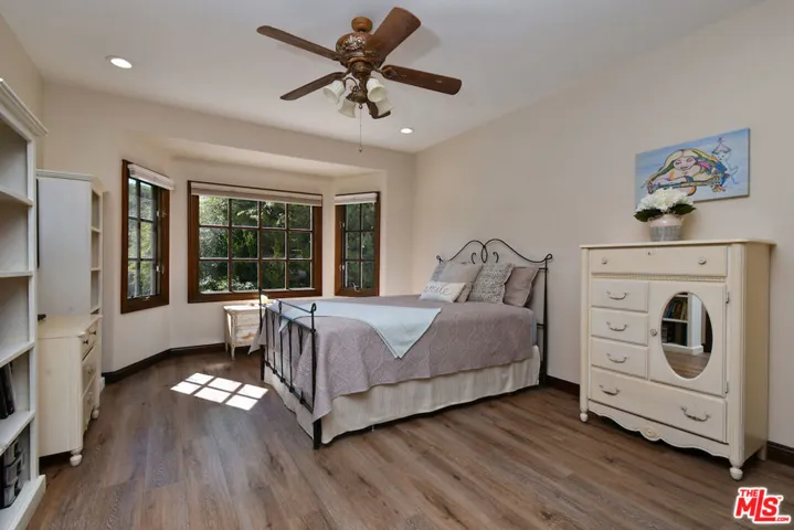 2317 Sierra Creek Road, Agoura Hills, California 91301