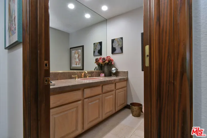 2317 Sierra Creek Road, Agoura Hills, California 91301