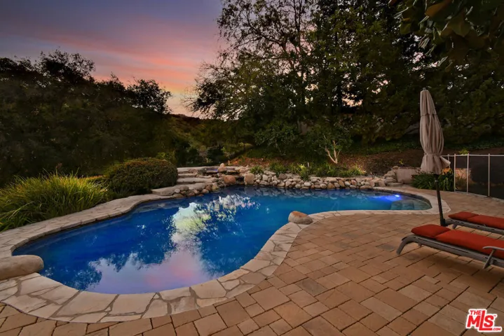 2317 Sierra Creek Road, Agoura Hills, California 91301