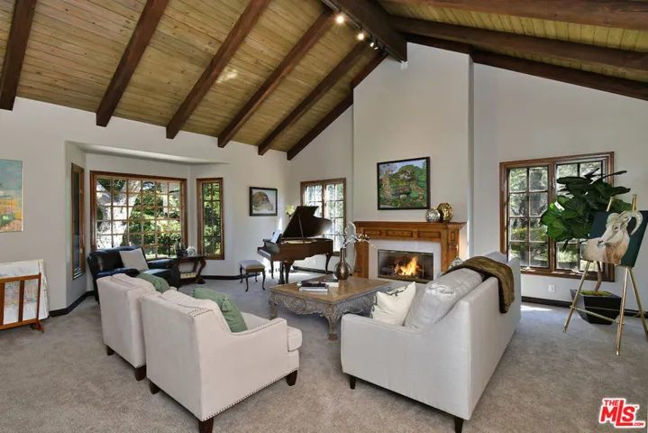 2317 Sierra Creek Road, Agoura Hills, California 91301
