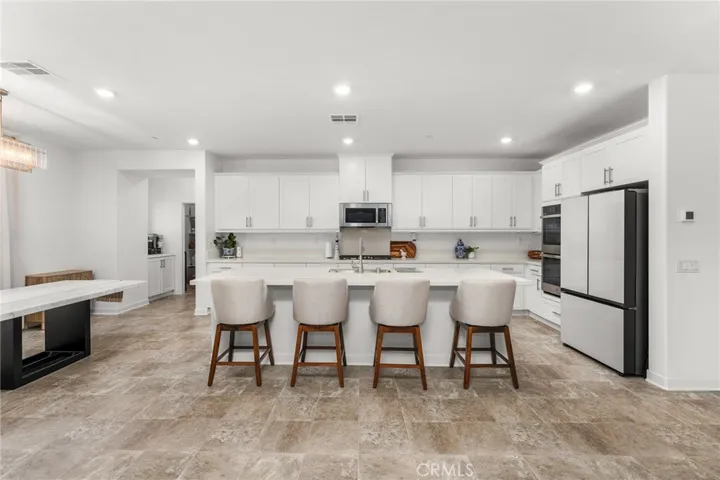 16776 Tulip Tree Street, Fontana, California 92336