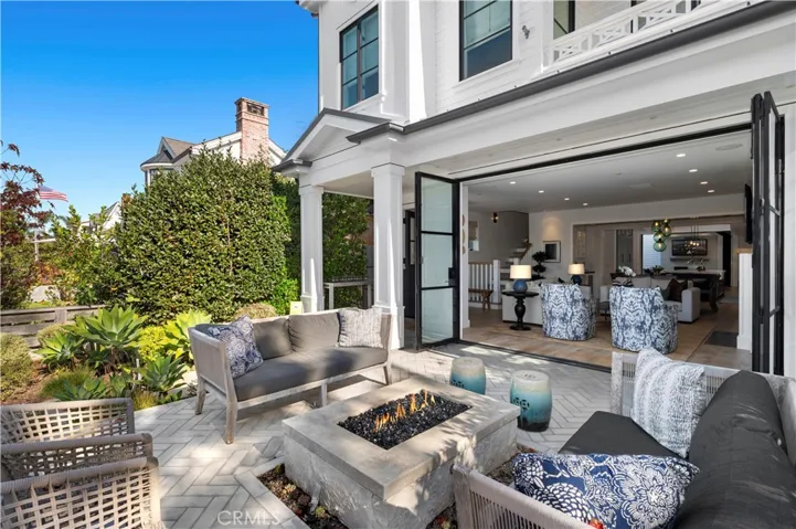 302 Orchid Avenue, Corona Del Mar, California 92625
