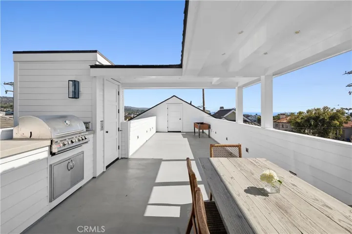 302 Orchid Avenue, Corona Del Mar, California 92625