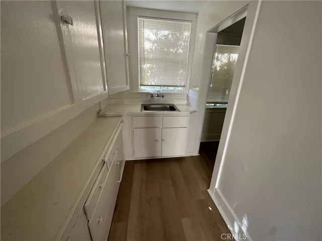 unit 1123
lower back unit