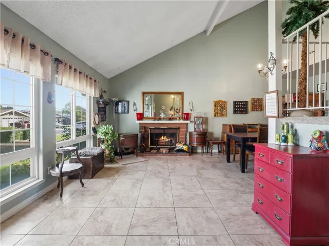 27015 Las Mananitas, Valencia, California 91354