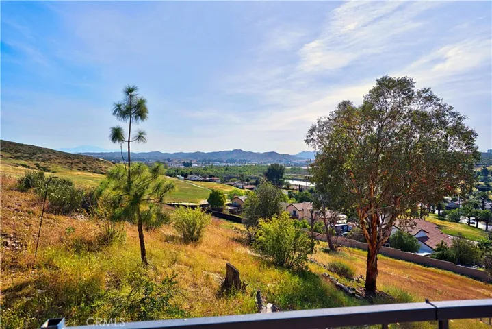 17250 Gunnerson Street, Lake Elsinore, California 92530
