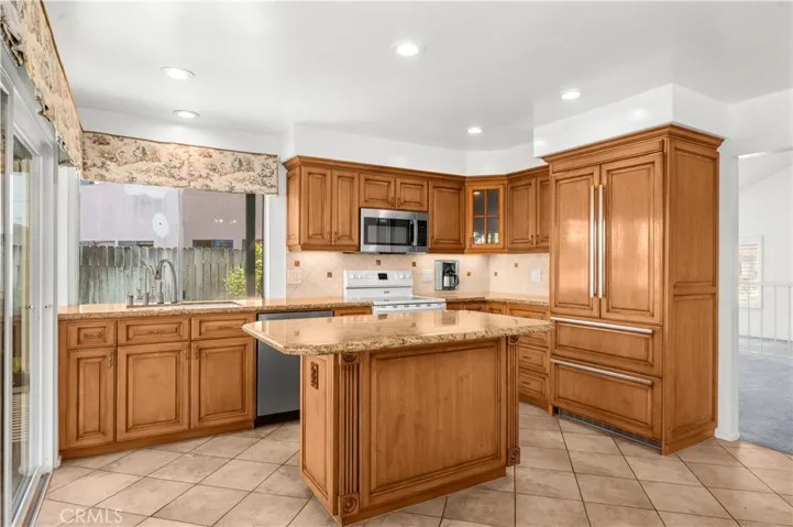 6595 Jaluit Street, Cypress, California 90630