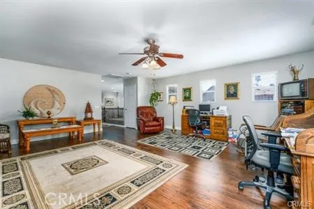 Oversized Bonus Room