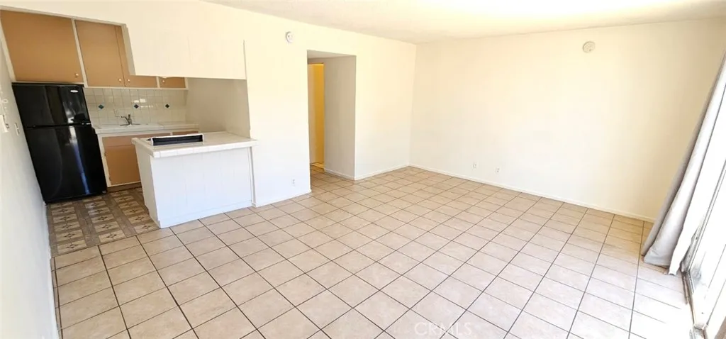 Spacious Studio -1 Bath