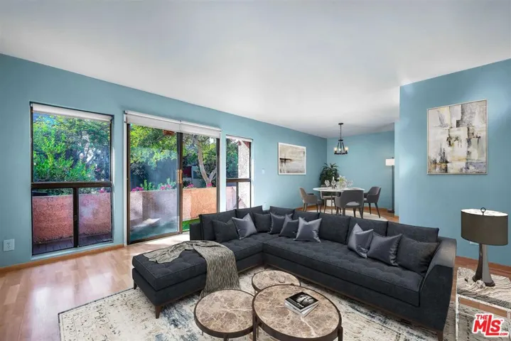 Living room virtual staging