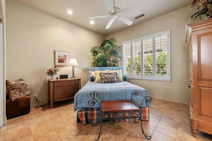 66-web-or-mls-8M4A9060