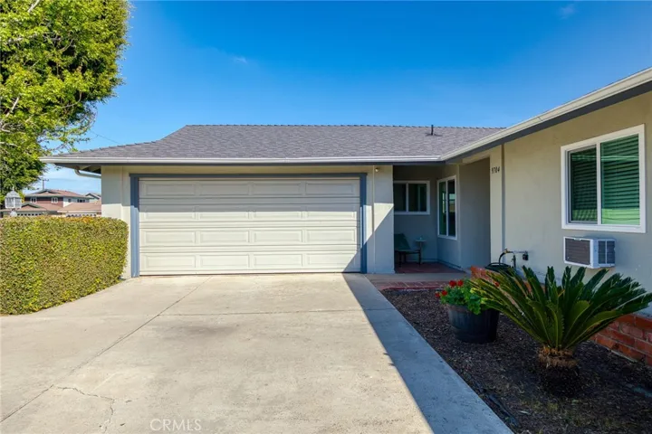 9704 Lark Circle, Fountain Valley, California 92708