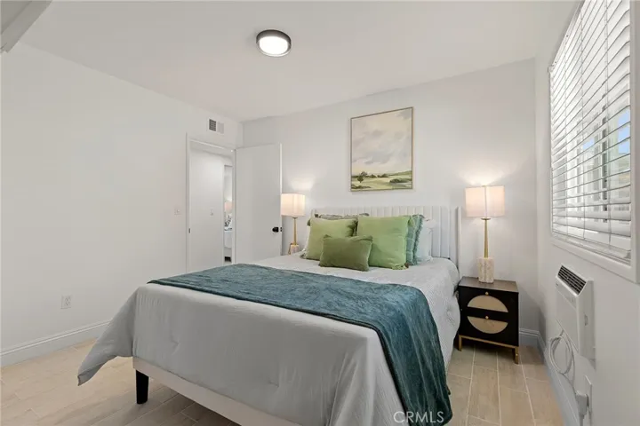 9704 Lark Circle, Fountain Valley, California 92708