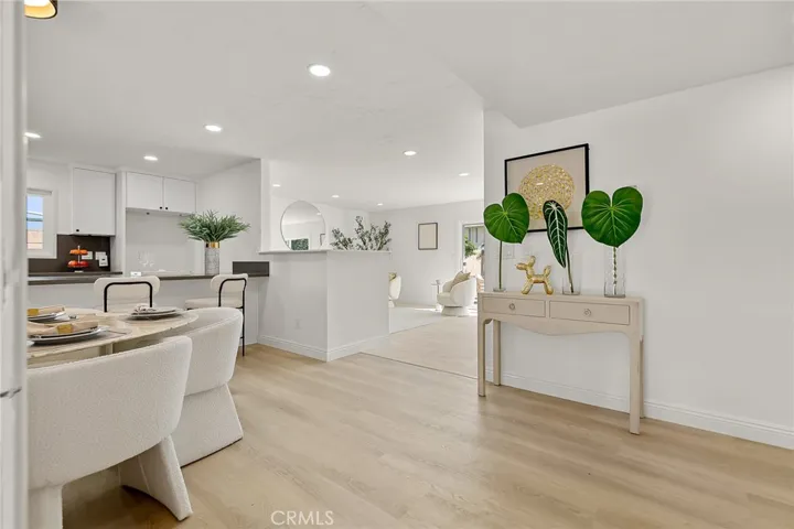 9704 Lark Circle, Fountain Valley, California 92708