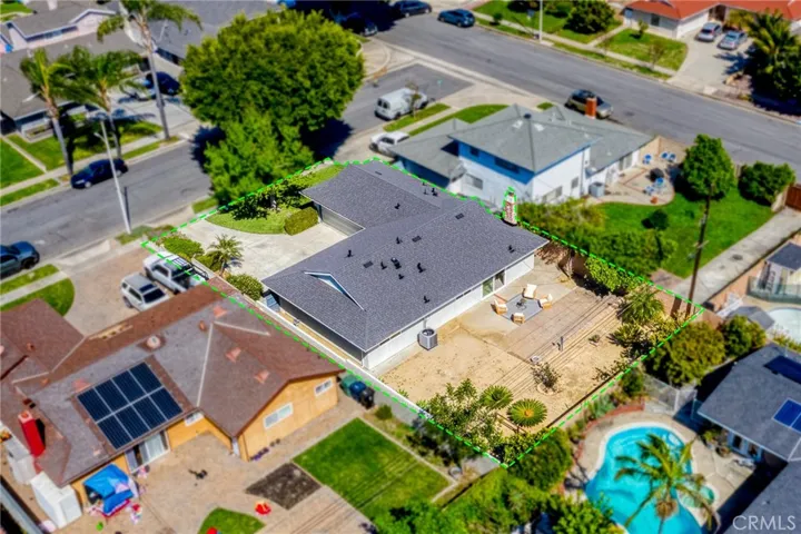 9704 Lark Circle, Fountain Valley, California 92708