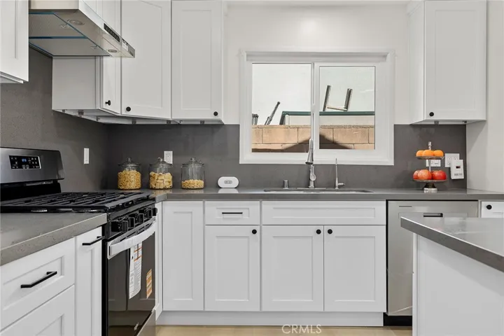 9704 Lark Circle, Fountain Valley, California 92708