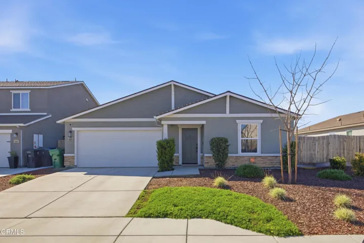 25-Illuminate Photography - 6003 Vespucc