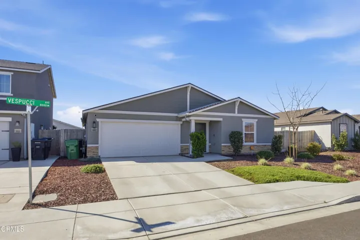 14-Illuminate Photography - 6003 Vespucc