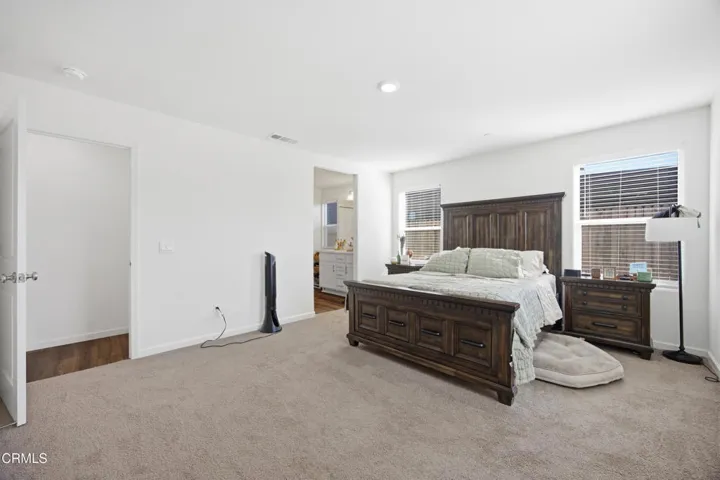 15-Illuminate Photography - 6003 Vespucc