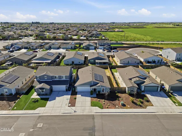 32-Illuminate Photography - 6003 Vespucc