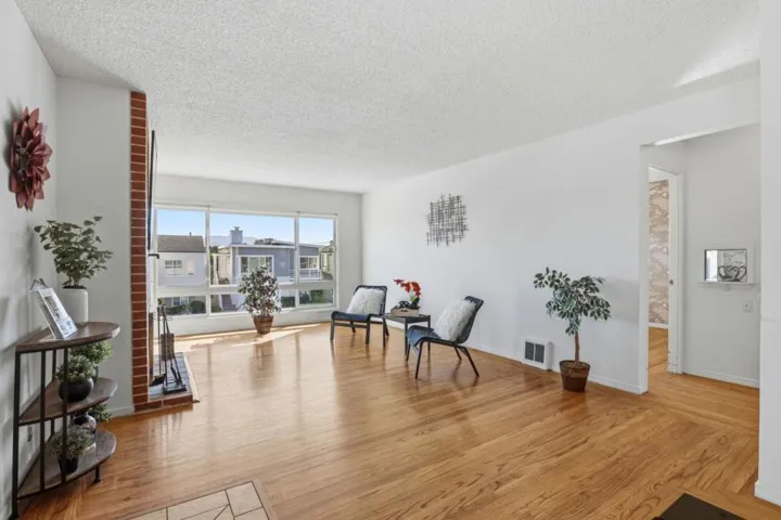 48 Park Manor Drive, Daly City, California 94015