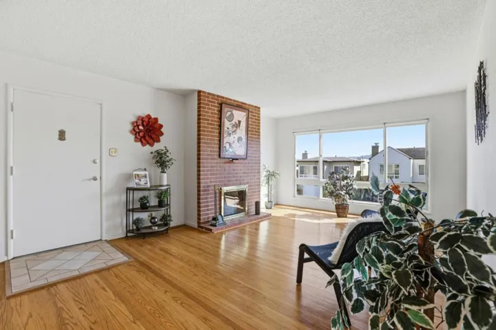 48 Park Manor Drive, Daly City, California 94015