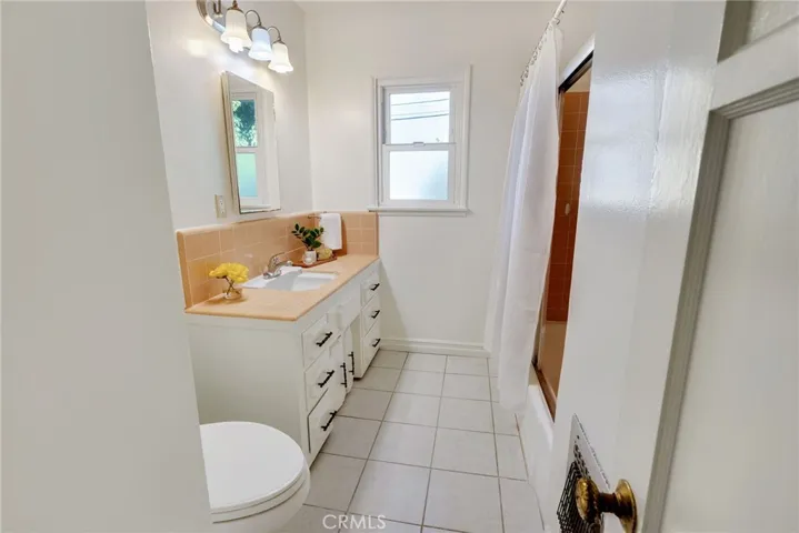 18405 Haas Avenue, Torrance, California 90504
