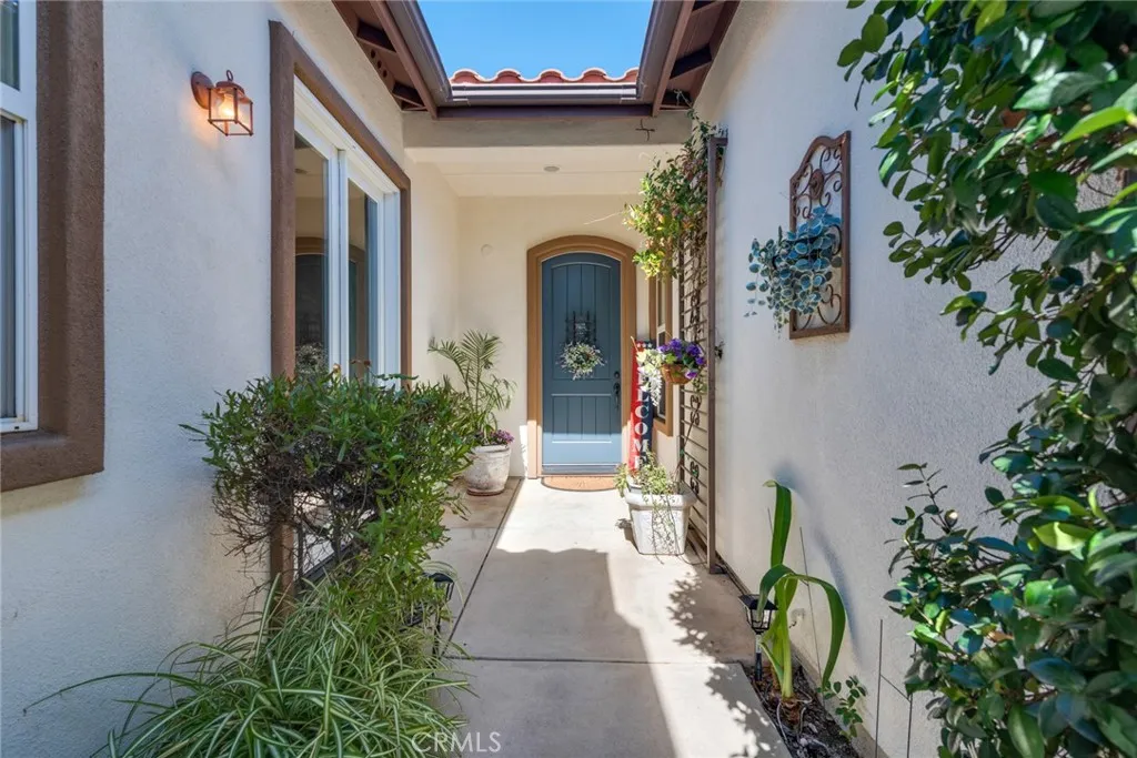 Welcome to 9328 Holly Lane - Front Entryway Door