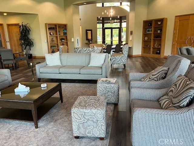 Trilogy Lodge: Great Place Gather With Friends and Neighbors