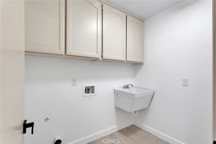 329 Lindero Road, Pinon Hills, California 92372
