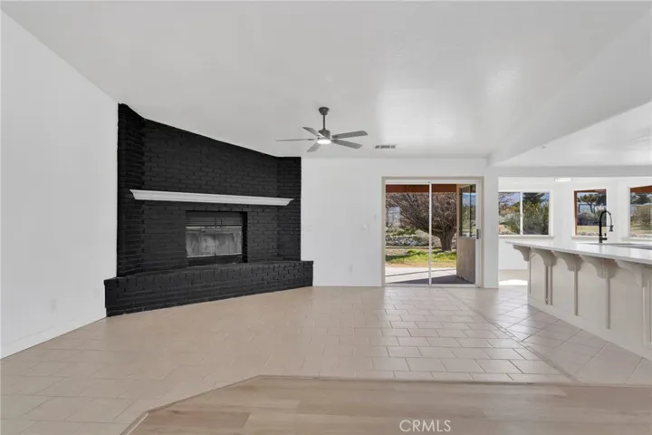 329 Lindero Road, Pinon Hills, California 92372