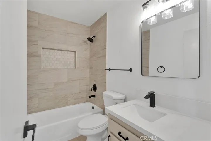 329 Lindero Road, Pinon Hills, California 92372
