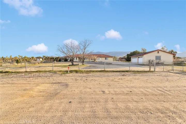 329 Lindero Road, Pinon Hills, California 92372