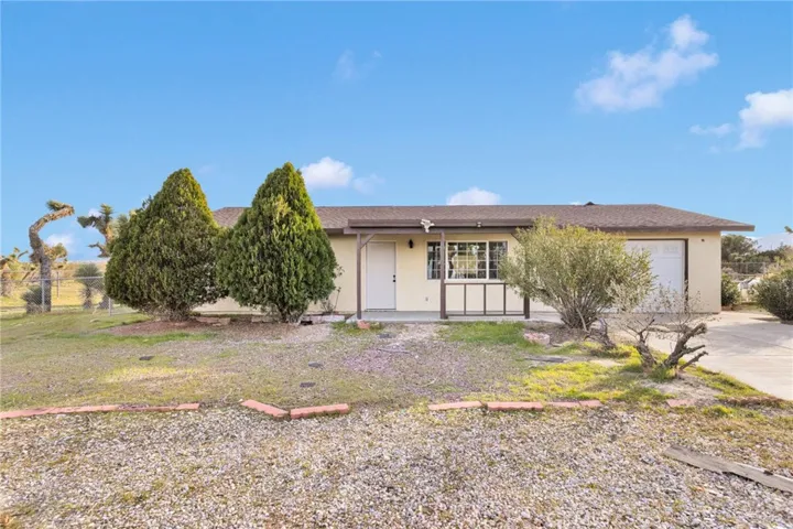 329 Lindero Road, Pinon Hills, California 92372