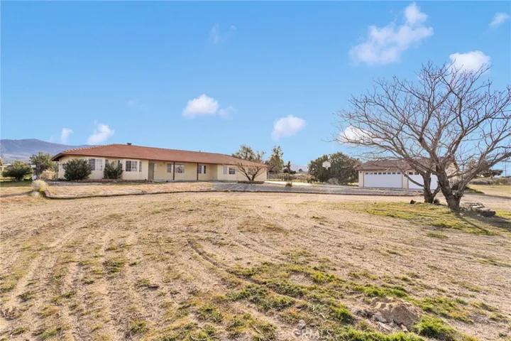 329 Lindero Road, Pinon Hills, California 92372