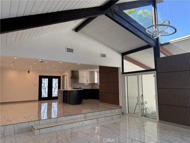 Livingroom/Kitchen View