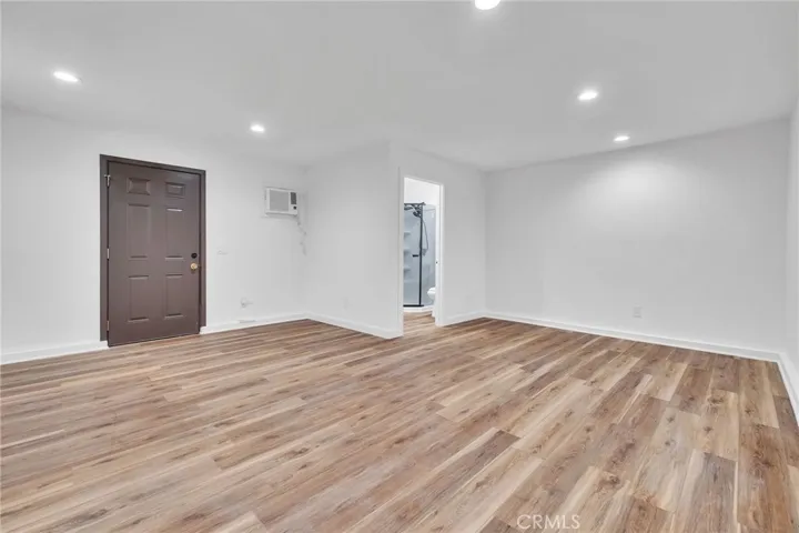 Back House 4th bedroom with bathroom